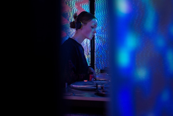 VIDEODROOM - Proeftuin 4D RAVE w/ BLENDMODE & Parrish Smit