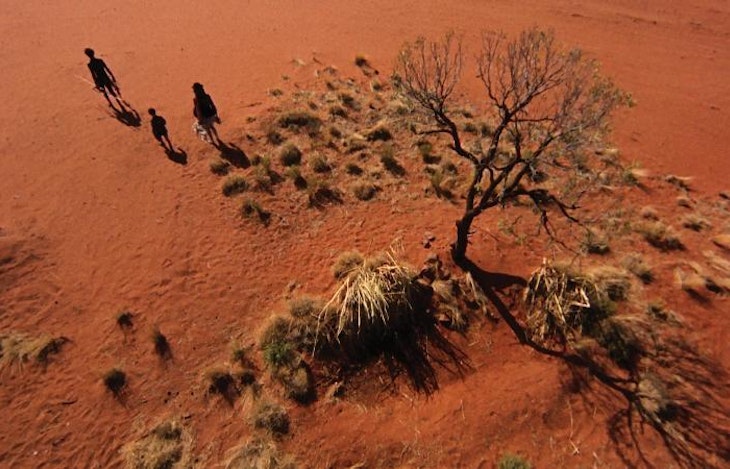 Walkabout desert walk