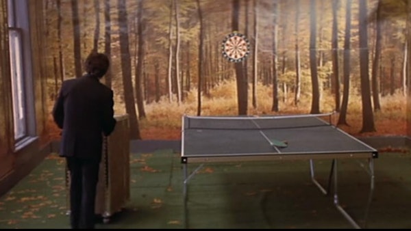 The Man Who Fell to Earth (1976)